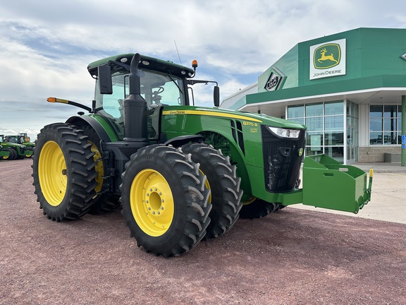 2019 John Deere 8370R Tractor