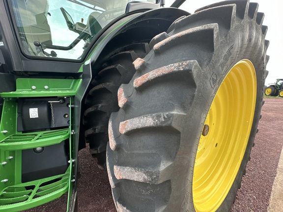 2019 John Deere 8370R Tractor