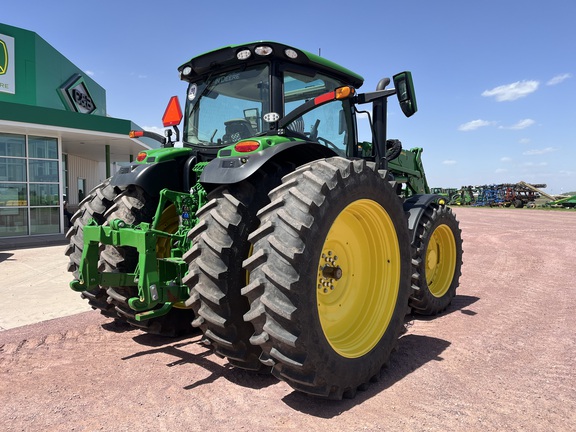 2022 John Deere 6R 175 Tractor