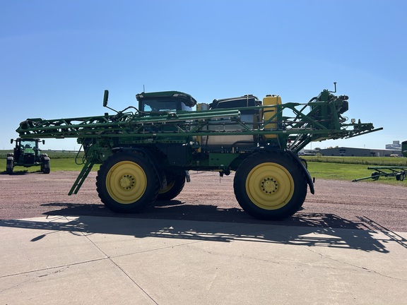2023 John Deere 612R Sprayer/High Clearance