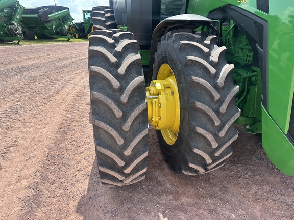 2024 John Deere 8R 370 Tractor