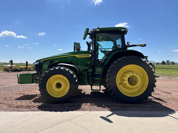 2024 John Deere 8R 370 Tractor