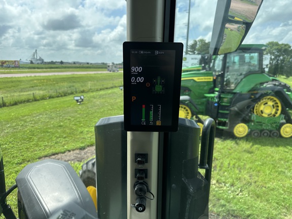 2024 John Deere 8R 370 Tractor