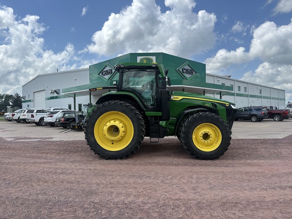 2024 John Deere 8R 370 Tractor