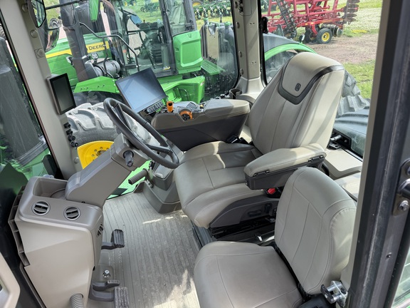 2024 John Deere 9RX 640 Tractor Rubber Track