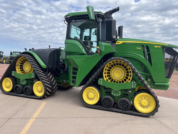 2024 John Deere 9RX 640 Tractor Rubber Track