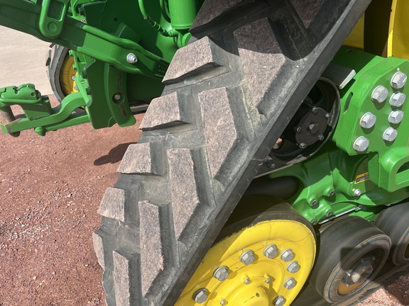 2021 John Deere 8RX 370 Tractor Rubber Track