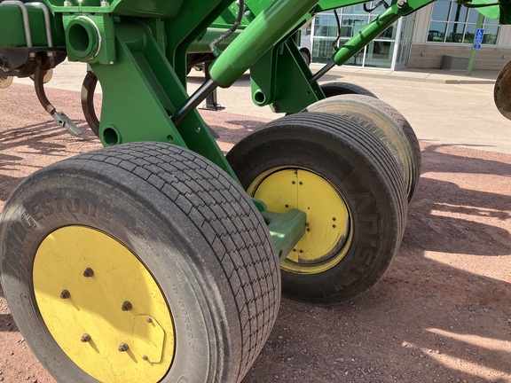 2020 John Deere 2730 Disk Ripper