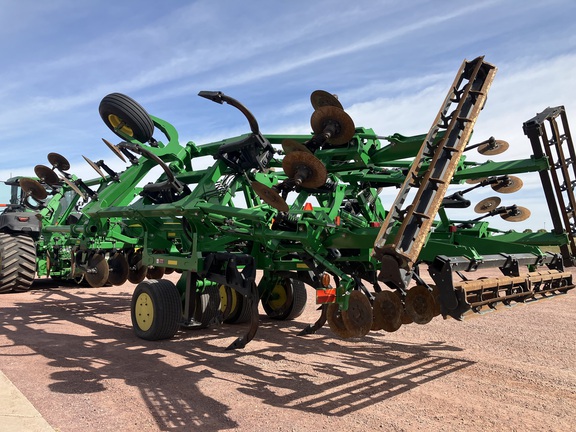 2020 John Deere 2730 Disk Ripper