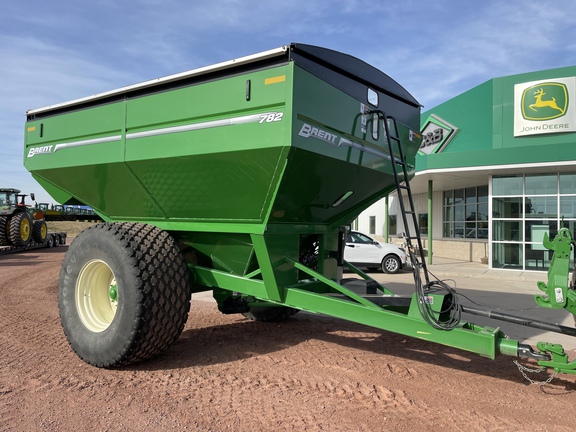 2015 Brent 782 Grain Cart