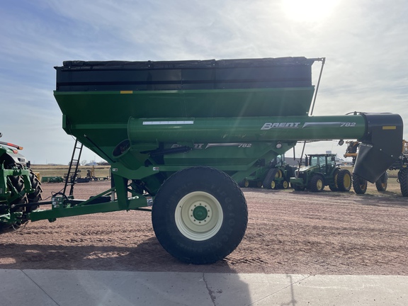 2015 Brent 782 Grain Cart