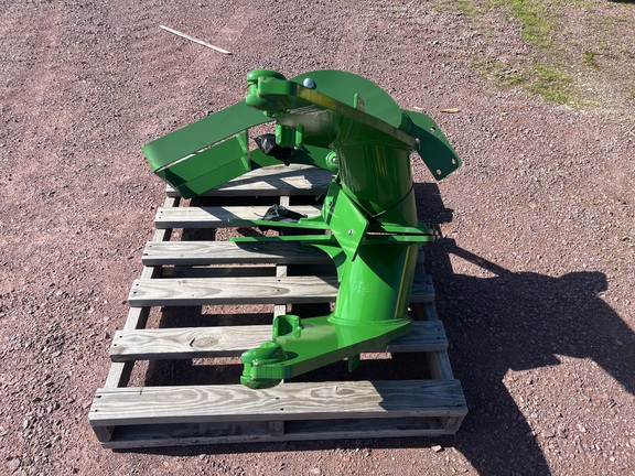 John Deere 540M LOADER BRACKET & HOOD GUARD Attachments