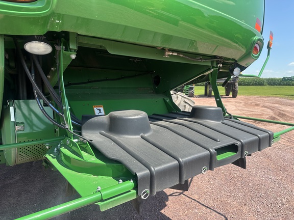 2020 John Deere S780 Combine