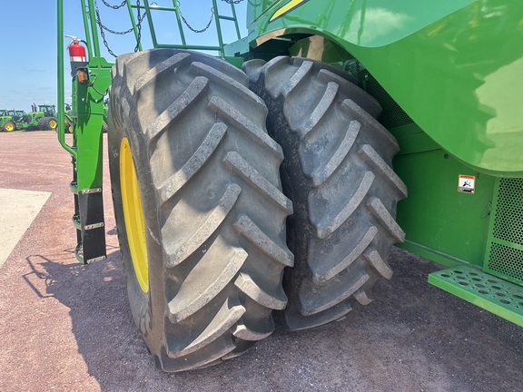 2020 John Deere S780 Combine