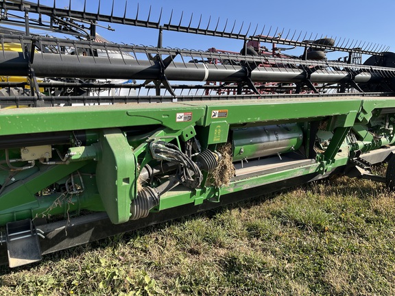 2014 John Deere 635FD Header Combine