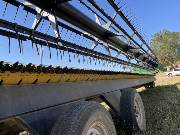 2014 John Deere 635FD Header Combine