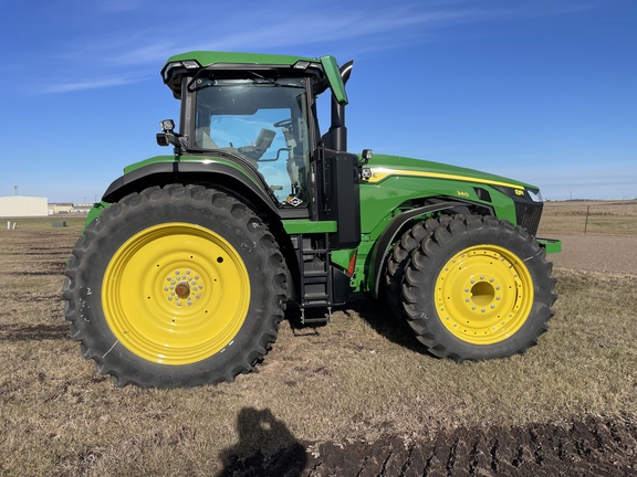 2023 John Deere 8R 340 Tractor