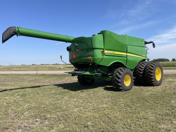 2024 John Deere S790 Combine