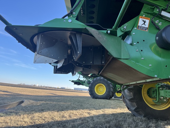 2022 John Deere S780 Combine