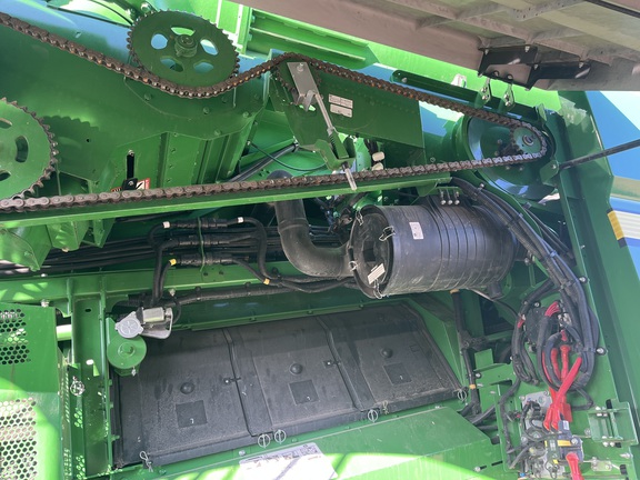 2022 John Deere S780 Combine