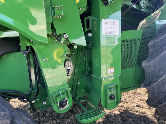 2022 John Deere S780 Combine