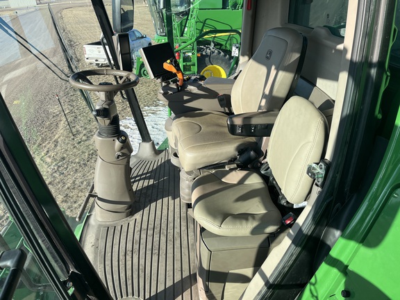 2022 John Deere S780 Combine