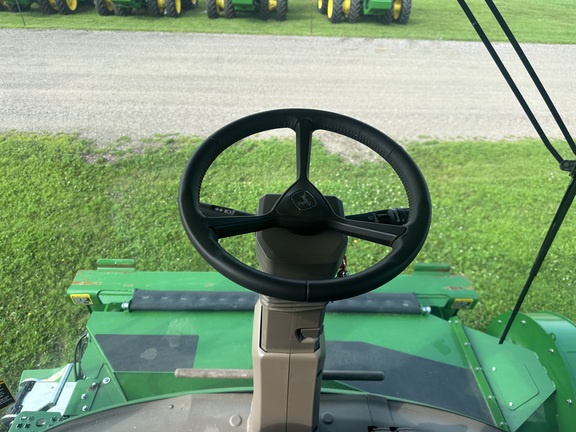 2024 John Deere X9 1100 Combine
