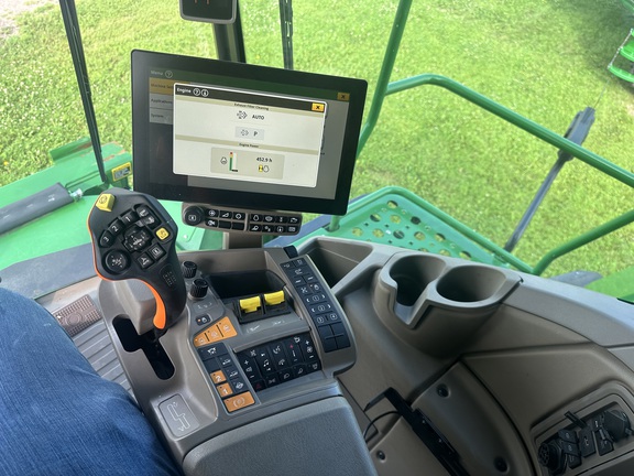 2024 John Deere X9 1100 Combine