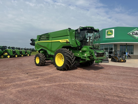 2024 John Deere X9 1100 Combine