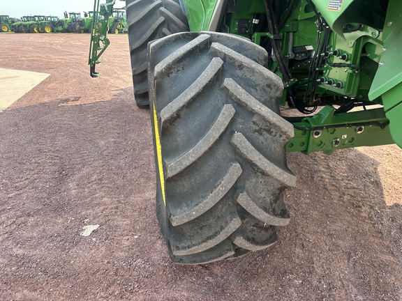 2024 John Deere X9 1100 Combine