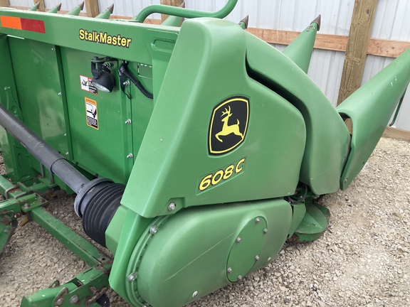 2013 John Deere 608C Header Corn Head