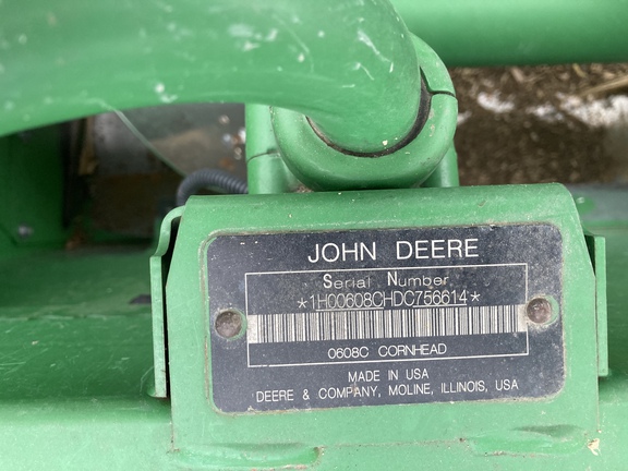 2013 John Deere 608C Header Corn Head