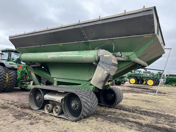 2020 Brent V1300 Grain Cart