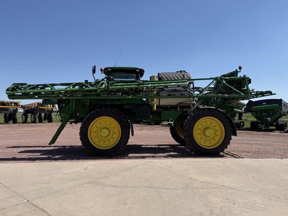 2018 John Deere R4045 Sprayer/High Clearance