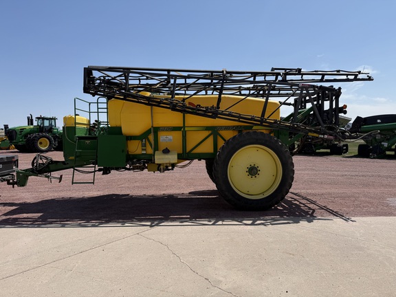 2004 Redball 680 Sprayer