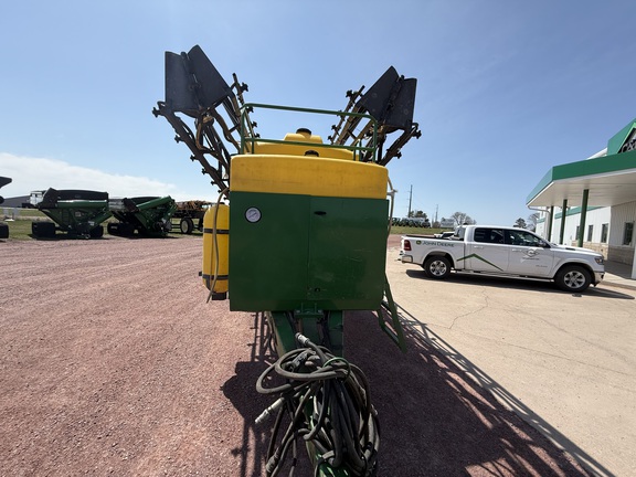 2004 Redball 680 Sprayer