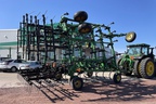 2009 John Deere 2210 Field Cultivator