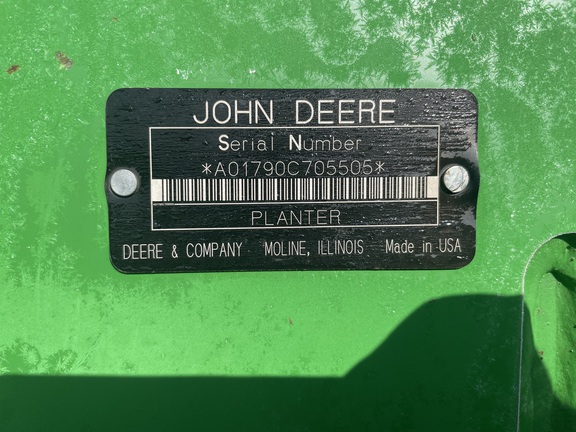 2004 John Deere 1790 Planter