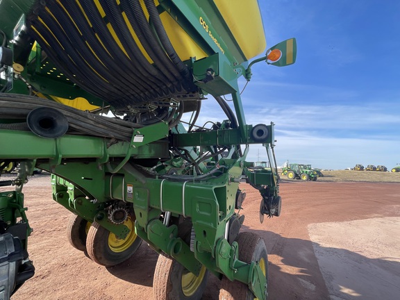 2004 John Deere 1790 Planter