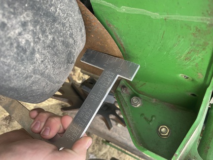 2004 John Deere 1790 Planter