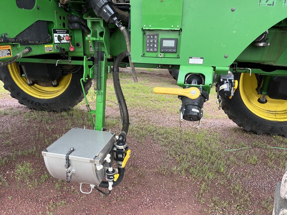 2022 John Deere 612R Sprayer/High Clearance