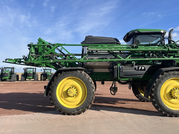 2022 John Deere 612R Sprayer/High Clearance