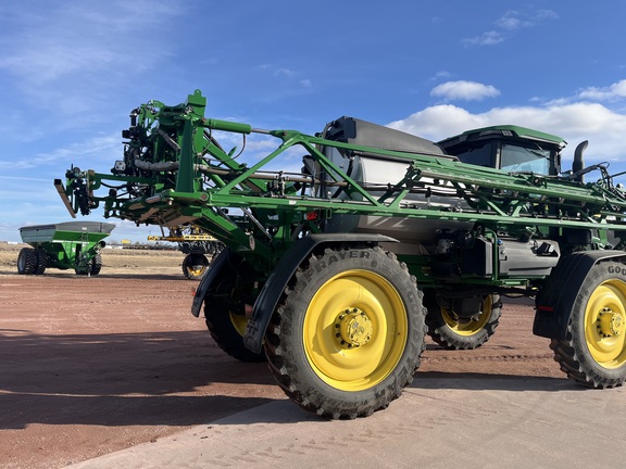 2022 John Deere 612R Sprayer/High Clearance