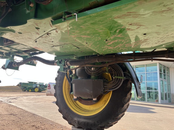 2022 John Deere 612R Sprayer/High Clearance