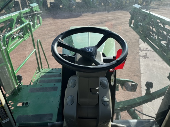 2022 John Deere 612R Sprayer/High Clearance