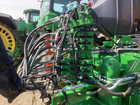 2025 John Deere 9RT 590 Tractor Rubber Track