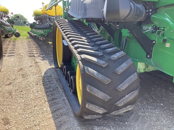 2025 John Deere 9RT 590 Tractor Rubber Track