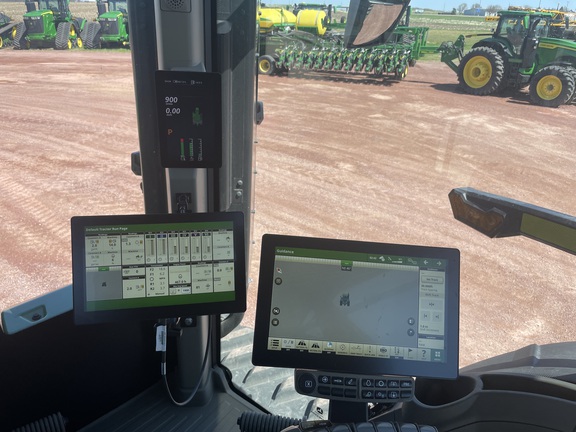 2025 John Deere 9RT 590 Tractor Rubber Track