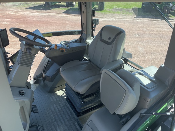 2025 John Deere 9RT 590 Tractor Rubber Track