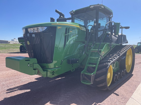 2025 John Deere 9RT 590 Tractor Rubber Track
